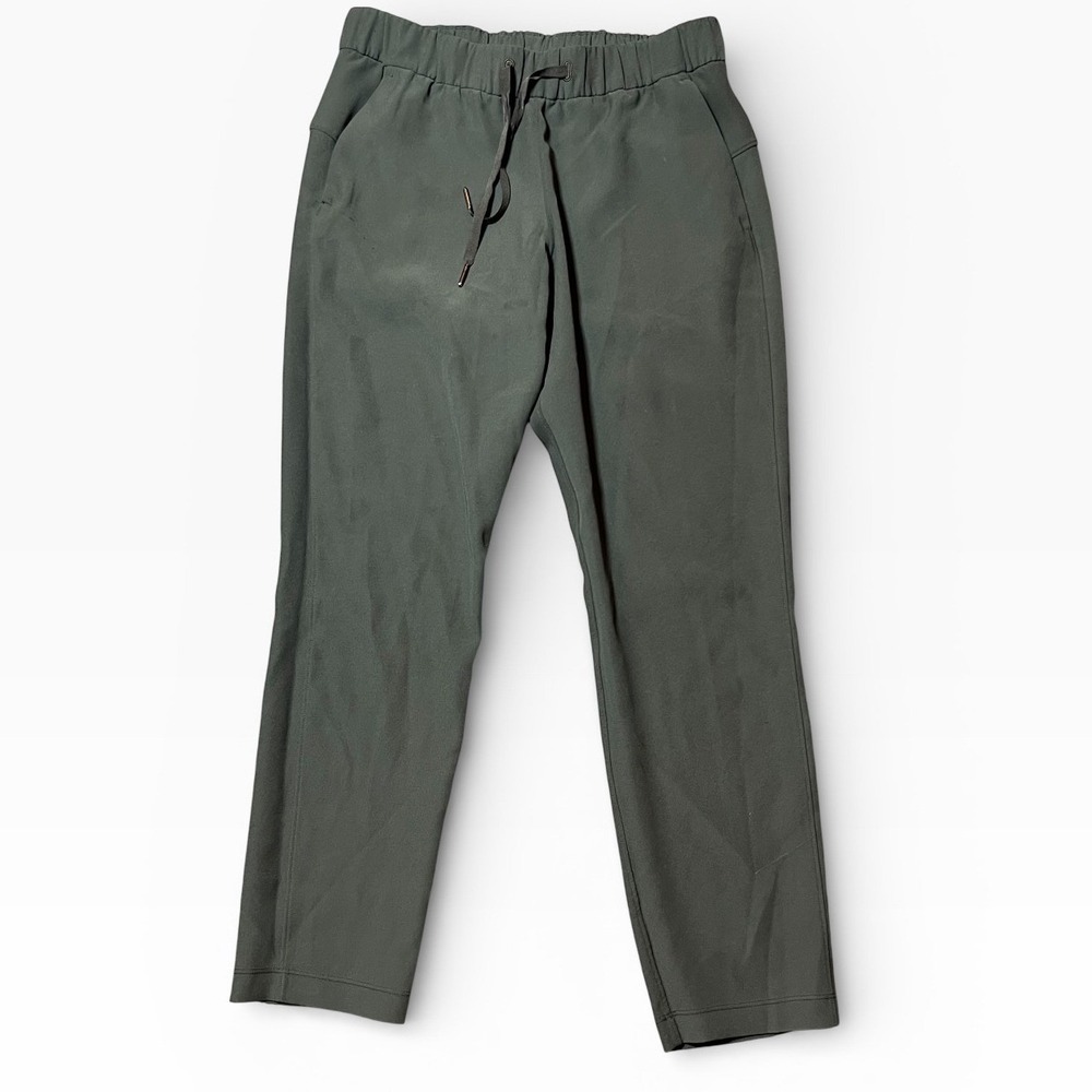 Lululemon On the Fly Woven Dark Olive Green Size‎ 6 Jogger Travel Leisure W5BM4S
